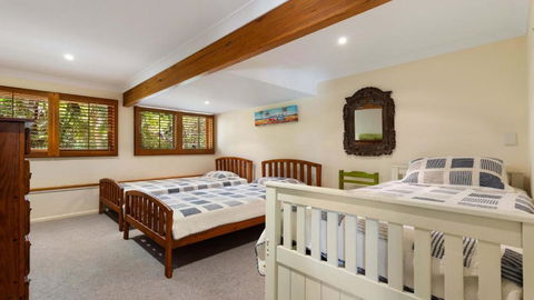 Salty Seaside - Accommodation Resorts 3