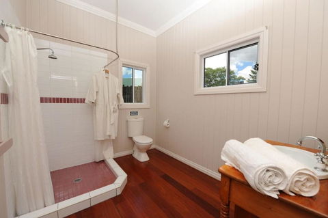 Samford Lakes - Accommodation Resorts 1