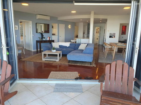 Sanbah-Surf, Views, Beach - Accommodation Resorts 1