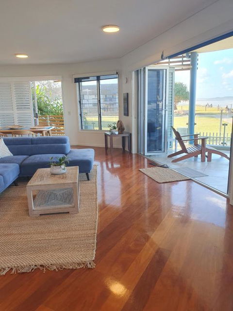 Sanbah-Surf, Views, Beach - Accommodation Resorts 3