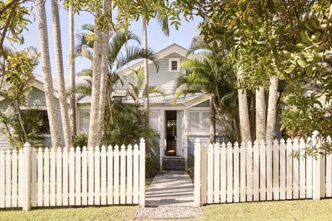 Sanctuary Spaces - Kia Ora Byron - Accommodation Resorts 1