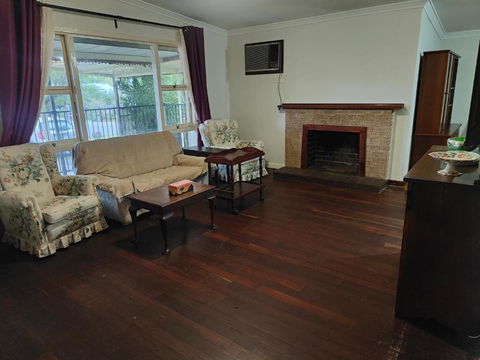 S&S Guest House - Accommodation Resorts 2