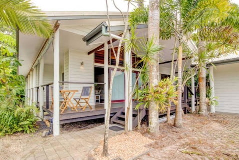 Sandalwood - Accommodation Resorts 3