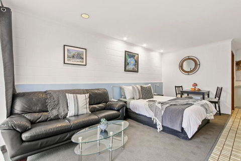 Sandbar Motel - Accommodation Resorts 0