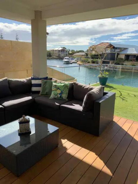 Sandpiper Island Tranquil Waterfront Views & Jetty - Accommodation Resorts 2