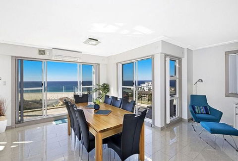 Sandy Cove Apartment The Entrance 31 - Accommodation Resorts 0