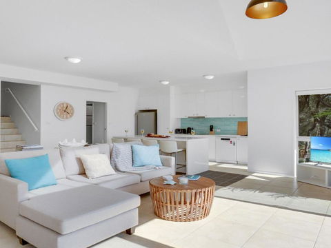 Sandy Cove - Accommodation Resorts 2