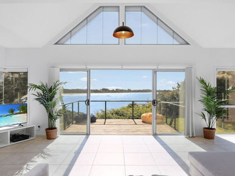 Sandy Cove - Accommodation Resorts 1