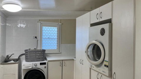 Sandy Days 4551 - Accommodation Resorts 1