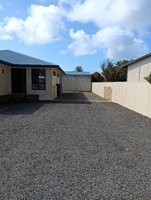 Sea Shells By The Sea Shore - Accommodation Resorts 1