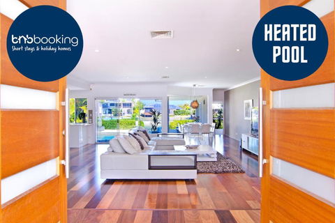 SEACLUSION 5 Bed Waterfront, Sleeps 12 - Accommodation Resorts 0
