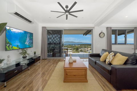 SEA-Renity On Castle Hill - Accommodation Resorts 2