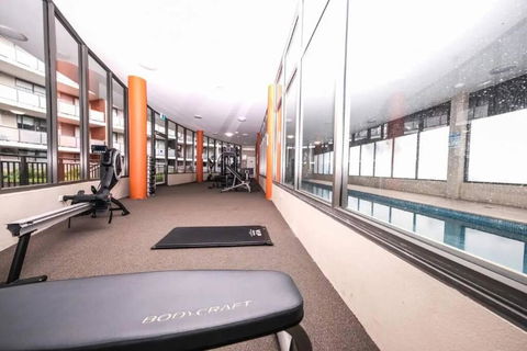 Spacious 3bed Apt With Pool & Gym Near Parramatta - Accommodation Resorts 2
