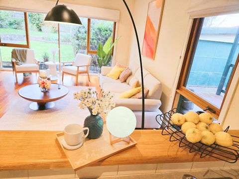 Stunning Family Home The Heart Of Box Hill North - Accommodation Resorts 2