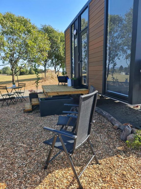 Sunset Retreat By Tiny Away - Accommodation Resorts 3