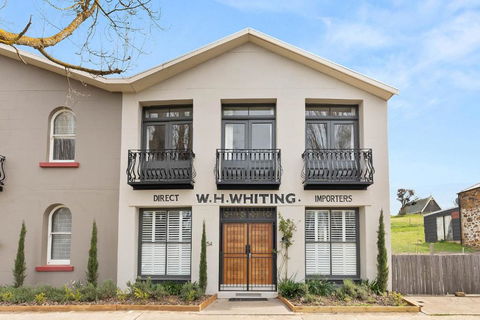 TARALGA TERRACES The Whitings Store - Accommodation Resorts 0