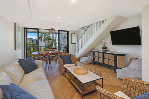 TARA7- On Trend At Taranaki - Accommodation Resorts 0