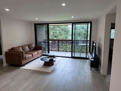 TARRA On Main St - Accommodation Resorts 0