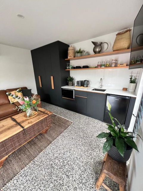 THE BANKSIA SUITE - Accommodation Resorts 2