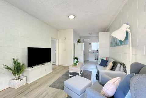 The Cosy Corner - Your Chic Adelaide Base - Accommodation Resorts 0