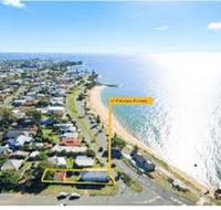 Beachside Queenslander - Accommodation Resorts