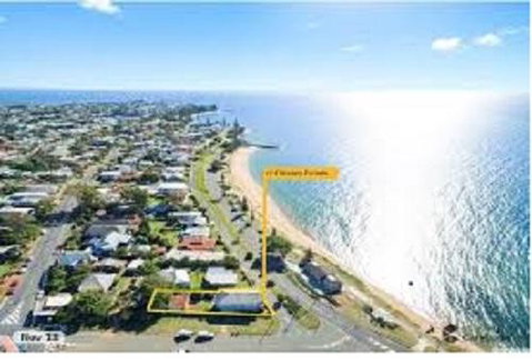 Beachside Queenslander - Accommodation Resorts 0