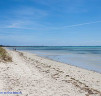 Beautiful Beachfront Apartment at Capel Sound - Accommodation Resorts