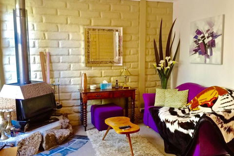 BEAUTIFUL RETREAT - 20 Mins To CBD And Only 10 Mins To MONA! - Accommodation Resorts 2