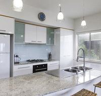 Bella vista - Accommodation Resorts