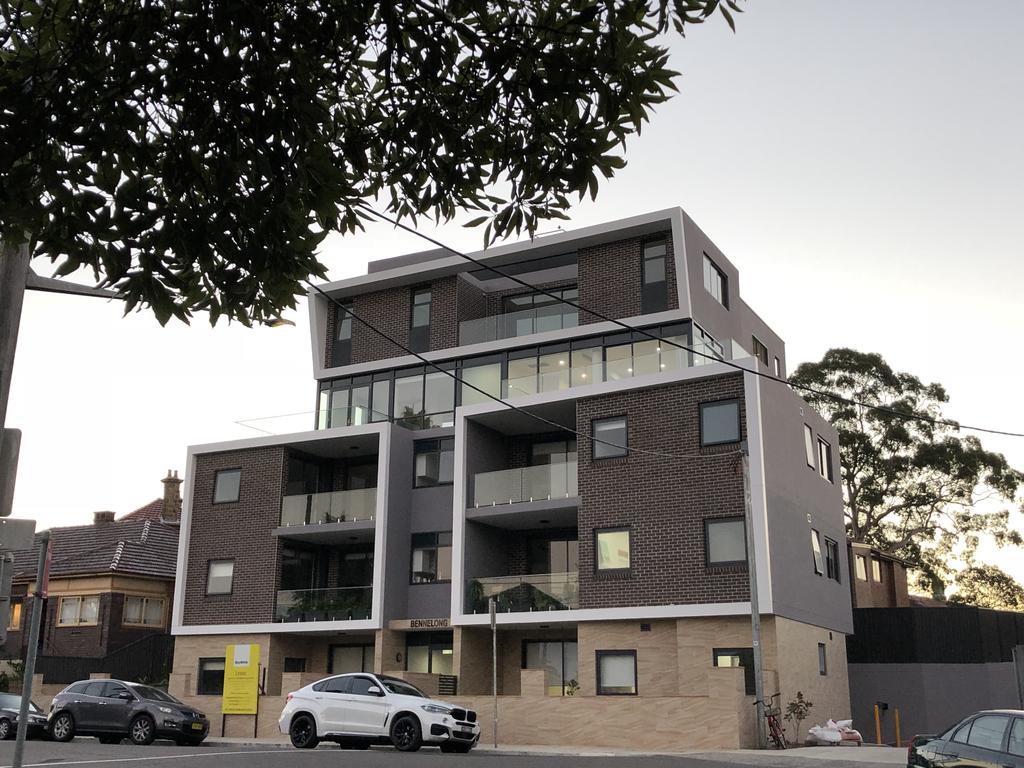 Huntleys Cove NSW Accommodation Resorts