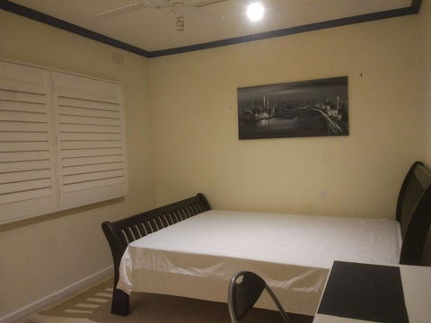 Big Room 12km To City Near Boxhill, Melbourne - Accommodation Resorts 0