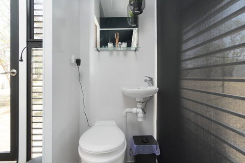 Big Tiny Paz Seven Hills Tiny House, Tallarook - Accommodation Resorts 2