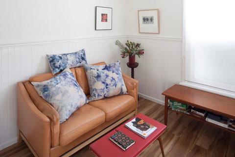 Bird House - Accommodation Resorts 1