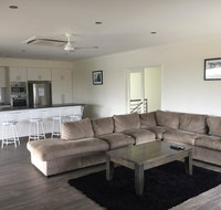 Blue Sky Apartment - Accommodation Resorts
