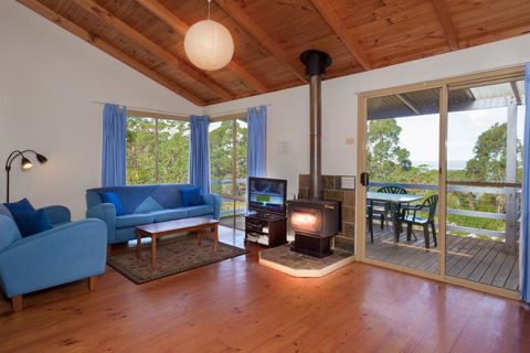 Bombina Cottages - Accommodation Resorts 0