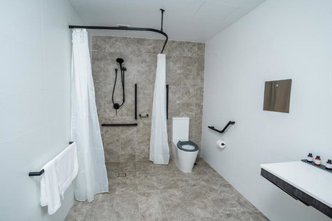 Warners At The Bay - Accommodation Resorts 1