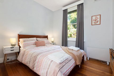 Warwick St Retreat! 3 Bedroom House With Parking - Accommodation Resorts 3