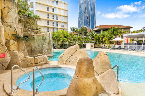 WINGS Penthouse Sleeps 10 - Optimise BNB - Accommodation Resorts 0