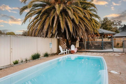 Yarranvale On Gladstone - A Gorgeous Country Abode - Accommodation Resorts 0