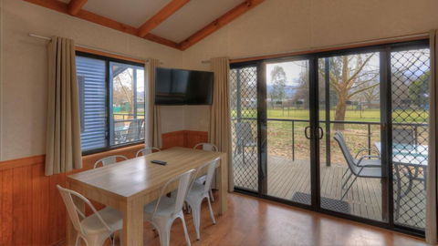 Yea Riverside Caravan Park - Accommodation Resorts 1