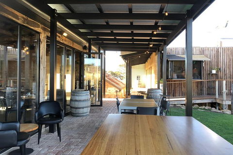 Beer, Wine And Gin (The Ultimate Tastings.) - Accommodation Resorts 4