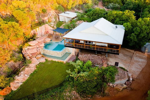 Giant Tides Tour - Cygnet Bay Pearl Farm - Accommodation Resorts 5