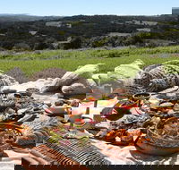 A picnic in Byron Bay - Accommodation Resorts