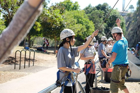 Rock Climbing At The Kangaroo Point Cliffs In Brisbane - Accommodation Resorts 3