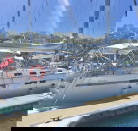 Sailing Curlew Escape on Moreton Bay - Accommodation Resorts