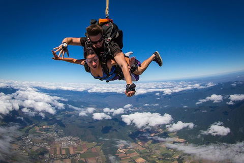 Reef And Rainforest Tandem Sky Dive In Cairns - Accommodation Resorts 3